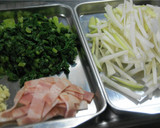 大根の皮と葉でエコ料理☆ナンプラー炒め作り方1写真