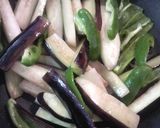 ナスとピーマンの生姜醤油炒め。作り方3写真