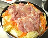 フライパンde✿白菜と鶏の簡単酒蒸し✿作り方3写真