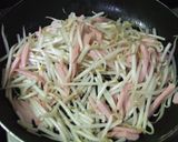 魚肉ソーセージともやしのオイマヨ炒め作り方2写真