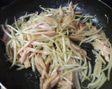 魚肉ソーセージともやしのオイマヨ炒め作り方3写真