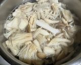 簡単!つるりん鶏胸肉と3種のきのこ和風スープ作り方5写真