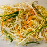 レンジで簡単！塩焼きそば（野菜たっぷり♪）作り方2写真
