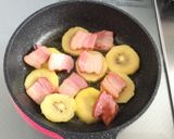 ベーコン🥓キウイ🥝のオリーブオイル煮😃作り方1写真