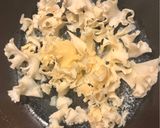 ハナビラタケのバター焼き作り方3写真