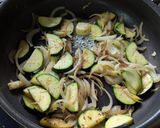 ズッキーニと卵のふわふわカレーマヨ炒め作り方5写真