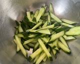 シャキシャキ⭐︎もやしときゅうりのナムル作り方1写真