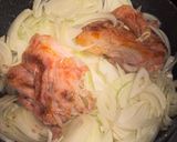 酒蒸し風☆ほろほろ鶏モモの無水トロトロ玉ねぎ作り方3写真