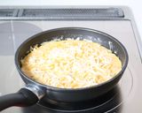 フワッと美味しい【マッチャンとベーコンのオムレツ作り方5写真