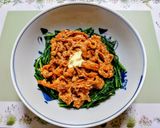 簡単ランチ！法蓮草と新玉ねぎの豚丼作り方6写真