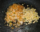 シーフド&ウィンナーのガーリック炒飯作り方7写真