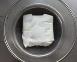 材料2つ・桃缶で作るバレリーナの夜食。作り方3写真