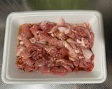 ニンニクの芽と豚こま肉の中華炒め作り方1写真