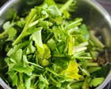 爆速♪せりと豆腐のお吸い物☆香草作り方2写真