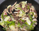 牛肉と舞茸の松茸の味お吸い物炒め☆作り方2写真