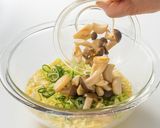 きのこが入ったお好み焼き作り方6写真