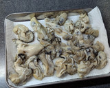 お酒のおつまみにも♡万能牡蠣のオイル漬け作り方1写真