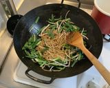 肉なしで絶品！ニラもやしの中華焼きそば作り方7写真