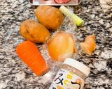 みそ豚肉じゃが作り方1写真