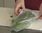 アスパラ菜のそぼろ作り方1写真