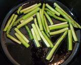 アスパラとエビのマヨ醤油炒め作り方4写真