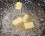 背徳感ありあり？パン耳でバターラスク❣作り方2写真