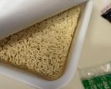 同時調理で！カップ焼きそばとウィンナー作り方1写真