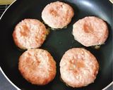 昔懐かしい♡煮込みハンバーグ4人分作り方5写真