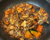 秋野菜とひき肉のチーズ焼き作り方3写真
