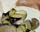 鶏むね肉と茄子と大豆のケチャップ炒め♪作り方2写真