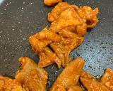速攻！味付けモツと玉ねぎの炒め物！作り方3写真