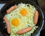 巣ごもり玉子ウインナー添え　朝ごはん作り方1写真