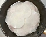 薄切り豚ロース肉と大根の重ね蒸し作り方3写真