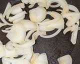超簡単 キャベツと玉ねぎの満腹ふわ玉焼き作り方3写真