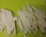 ヤーコンと玉ねぎのカレー炒め作り方1写真