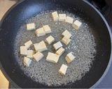 鉄鍋のジャン風海鮮豆腐炒飯作り方2写真