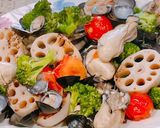 焼きレンコン、牡蠣、シジミのアクアパッツ作り方6写真