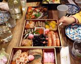 おせちの残りで　「おたのしみ」太巻き作り方1写真