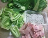 チンゲン菜とベーコンの炒め物☆作り方1写真