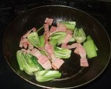 チンゲン菜とベーコンの炒め物☆作り方3写真