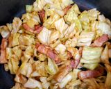 簡単ランチ！卵キャベツもやしトマトスープ作り方3写真