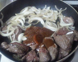 簡単！牛肉と玉ねぎのデミグラスソース炒め作り方5写真