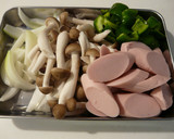 おさかなのソーセージケチャップ炒め作り方1写真