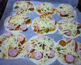 余った餃子の皮で薄皮ピザ作り方3写真