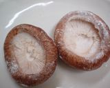 お弁当のおかず　椎茸の肉詰め＊塩昆布入り作り方3写真
