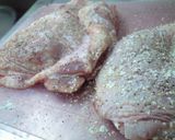 皮がカリカリ！鶏肉の【ガーリック焼き】作り方1写真