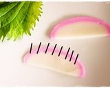 ＊キャラ弁おかず＊　葉っぱ付き薔薇✿作り方1写真
