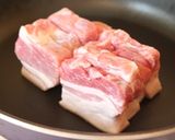 豚バラ肉とダイコンの黒オリーブ煮作り方2写真