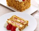 市販シュークリームで苺カップミルフィーユ作り方6写真