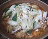 豚バラ肉と鶏団子の✿キムチ鍋作り方4写真